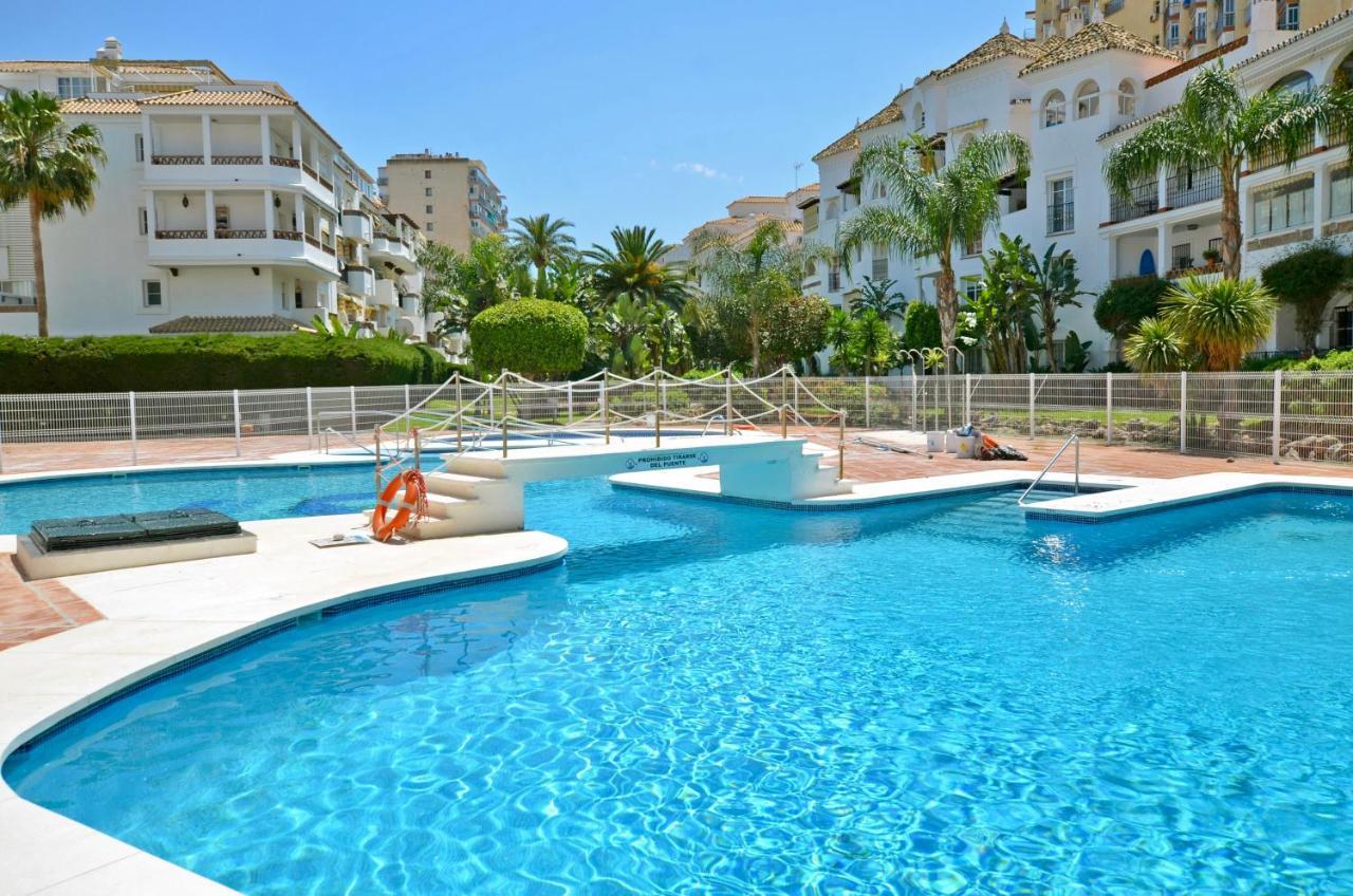 Apartamento Céntrico Y Al Lado De La Playa Apartamento Benalmádena Exterior foto